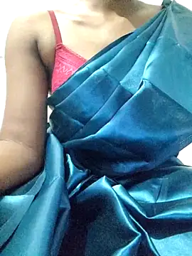 rituporna2004 online show from September 9, 2025, 8:35 am