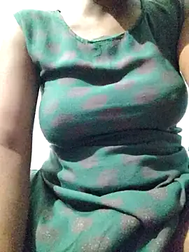 rituporna2004 online show from March 29, 2026, 3:13 pm