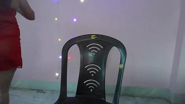 my-laila online show from November 11, 2025, 7:47 am