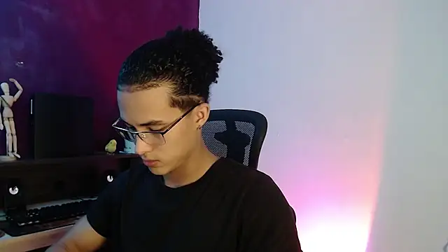 Snapshot of alejo_x3 chatting on March 16, 2025, 1:59 am alejo x3 online show from March 16, 2025, 1:59 am