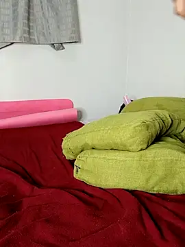 Snapshot of Babez_show chatting on February 6, 2026, 8:21 am Babez show online show from February 6, 2026, 8:21 am