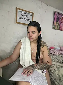 GemaGranadoss online show from July 1, 2026, 9:48 pm