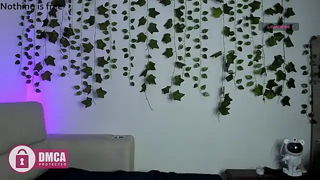 Snapshot of Alana_Pherson chatting on April 18, 2026, 1:52 am Alana Pherson online show from April 18, 2026, 1:52 am