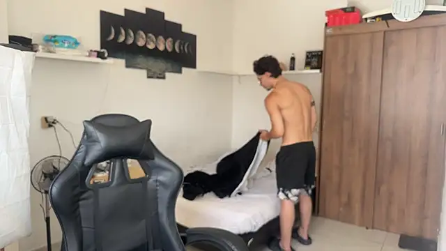 Kisan Smith online show from May 28, 2026, 2:34 pm