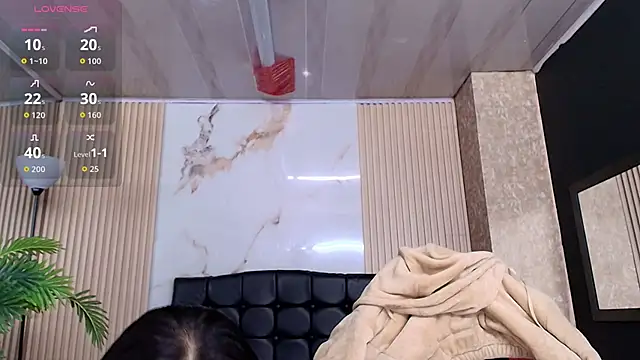 Snapshot of Juliet_Nasty chatting on December 16, 2025, 12:42 pm Juliet Nasty online show from December 16, 2025, 12:42 pm