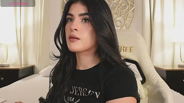 Snapshot of Antonellaparis_ chatting on March 31, 2026, 2:46 am Antonellaparis online show from March 31, 2026, 2:46 am