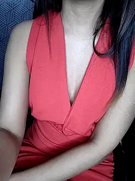 Leeeezzzz roy online show from April 17, 2026, 6:11 pm