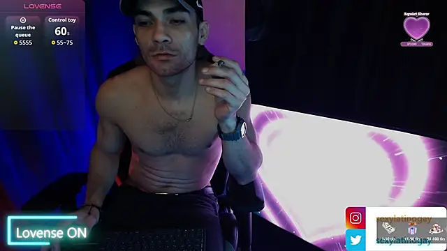 Snapshot of sexyboycolombi4 chatting on February 15, 2026, 3:51 am sexyboycolombi4 online show from February 15, 2026, 3:51 am