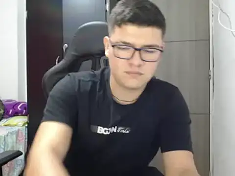 Plug Control online show from March 6, 2025, 6:05 pm