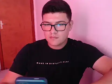 Plug Control online show from April 2, 2026, 11:39 am