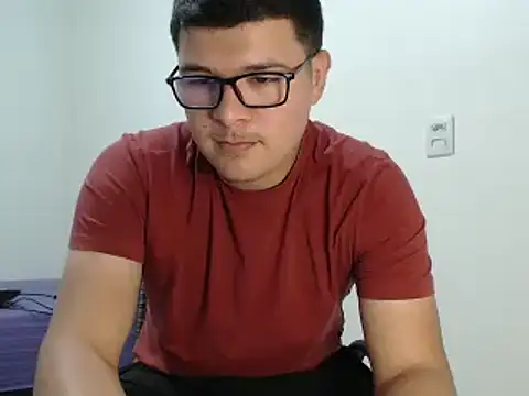 Plug Control online show from April 28, 2026, 8:02 pm