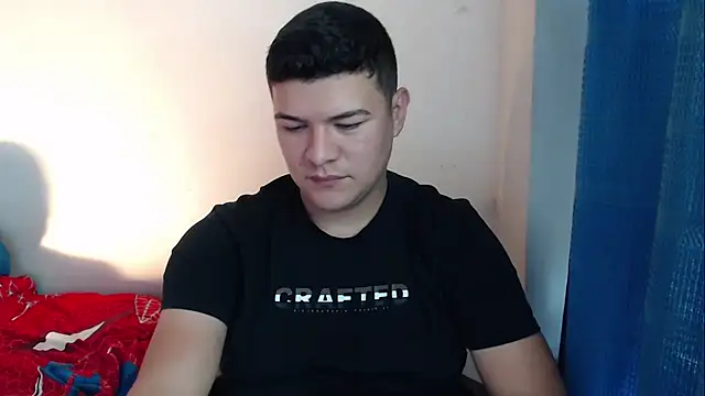 Plug Control online show from October 19, 2025, 9:50 pm