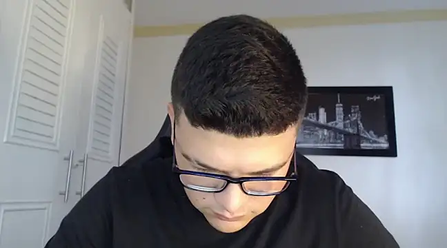 Plug Control online show from February 15, 2025, 6:12 pm