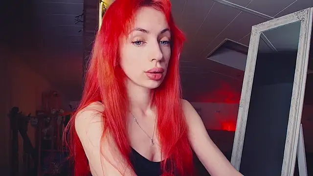 Snapshot of Meowroslava chatting on May 18, 2026, 11:15 am Meowroslava online show from May 18, 2026, 11:15 am