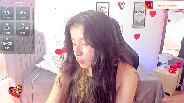 Snapshot of Amy_joones chatting on February 20, 2025, 4:47 pm Amy joones online show from February 20, 2025, 4:47 pm