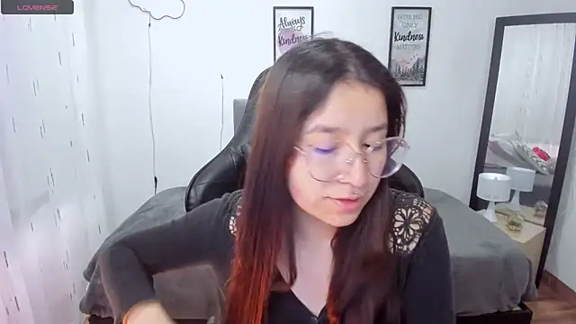 Snapshot of Amy_joones chatting on September 9, 2025, 11:30 am Amy joones online show from September 9, 2025, 11:30 am