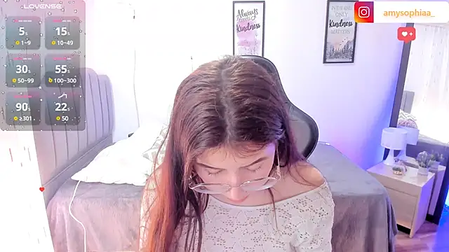 Snapshot of Amy_joones chatting on March 18, 2025, 4:50 pm Amy joones online show from March 18, 2025, 4:50 pm