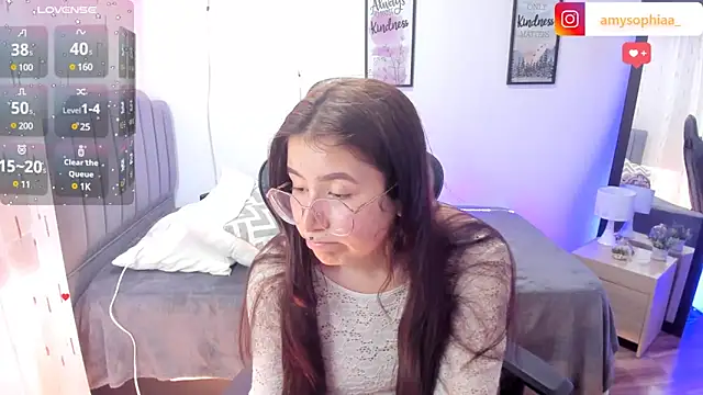 Snapshot of Amy_joones chatting on March 18, 2025, 7:55 pm Amy joones online show from March 18, 2025, 7:55 pm