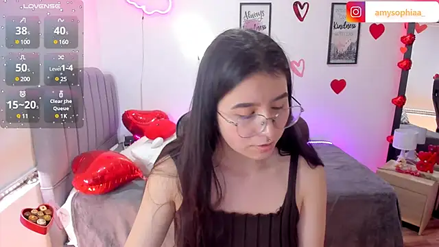 Snapshot of Amy_joones chatting on February 17, 2025, 4:28 pm Amy joones online show from February 17, 2025, 4:28 pm