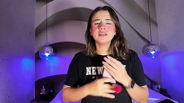 LanaHerondale online show from March 8, 2025, 8:44 am