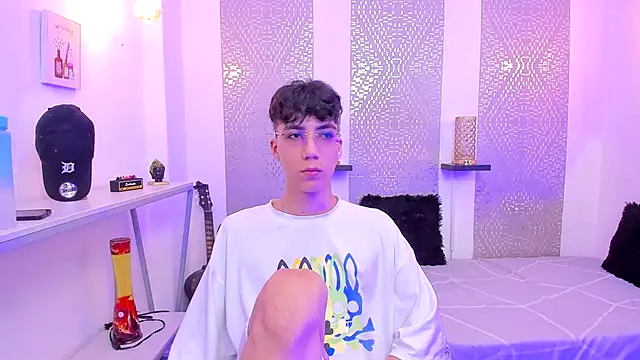 Nikolay Gregori online show from October 28, 2025, 4:13 am