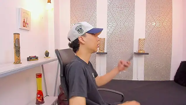 Nikolay Gregori online show from November 20, 2025, 4:35 am