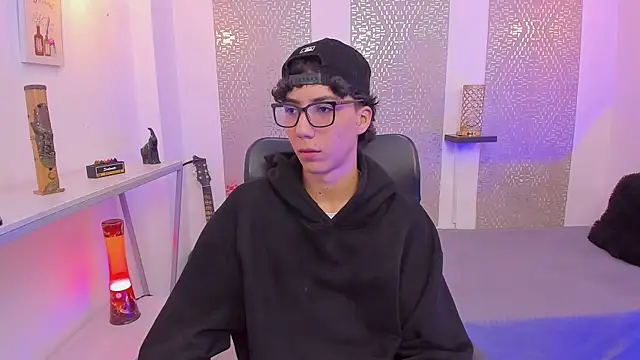 Nikolay Gregori online show from October 6, 2025, 4:35 am