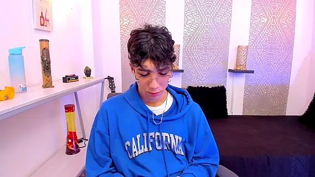 Nikolay Gregori online show from November 9, 2025, 4:16 am