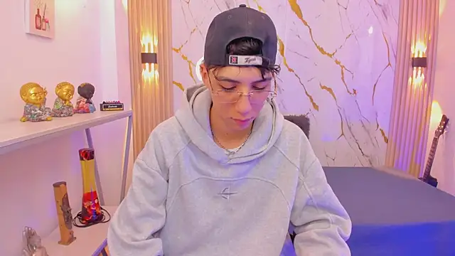 Snapshot of Nikolay_Gregori chatting on March 2, 2026, 4:57 am Nikolay Gregori online show from March 2, 2026, 4:57 am