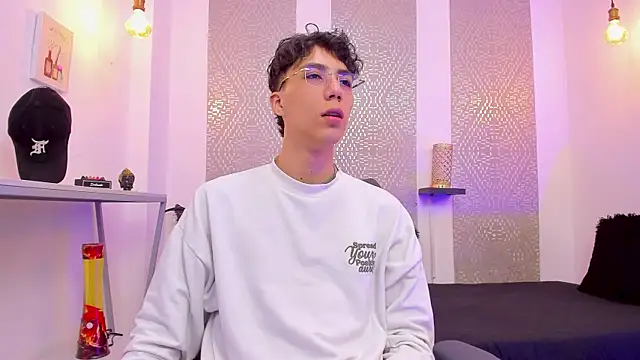 Nikolay Gregori online show from November 6, 2025, 4:27 am