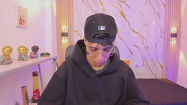 Snapshot of Nikolay_Gregori chatting on February 2, 2026, 4:11 am Nikolay Gregori online show from February 2, 2026, 4:11 am