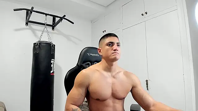 dan01  online show from February 16, 2026, 3:43 pm