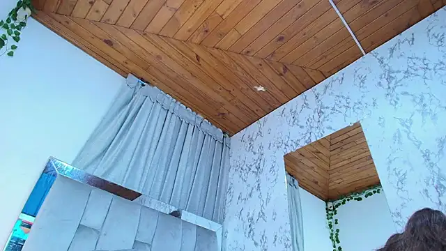 Snapshot of Eda_Bonne chatting on March 1, 2026, 12:49 pm Eda Bonne online show from March 1, 2026, 12:49 pm