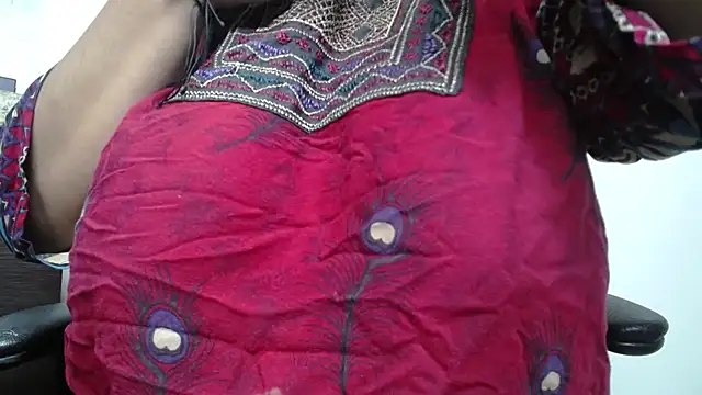 Snapshot of kalpanaaishaa chatting on February 27, 2026, 11:43 am kalpanaaishaa online show from February 27, 2026, 11:43 am