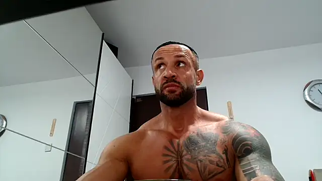 Magnificmuscles89 online show from October 29, 2025, 9:19 am