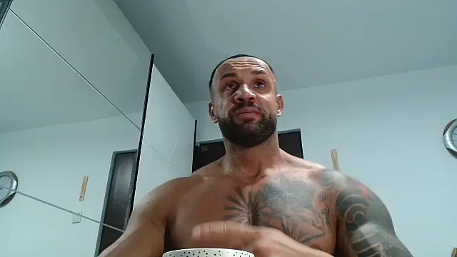 Magnificmuscles89 online show from February 8, 2026, 11:52 am