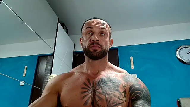 Snapshot of Magnificmuscles89 chatting on September 29, 2025, 11:10 pm Magnificmuscles89 online show from September 29, 2025, 11:10 pm