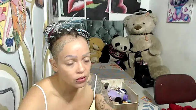 Snapshot of manzanahot9 chatting on November 11, 2025, 9:48 am manzanahot9 online show from November 11, 2025, 9:48 am