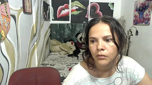 Snapshot of manzanahot9 chatting on June 26, 2026, 12:11 pm manzanahot9 online show from June 26, 2026, 12:11 pm