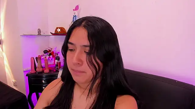 Snapshot of NikyBrookss chatting on February 9, 2026, 3:32 pm NikyBrookss online show from February 9, 2026, 3:32 pm