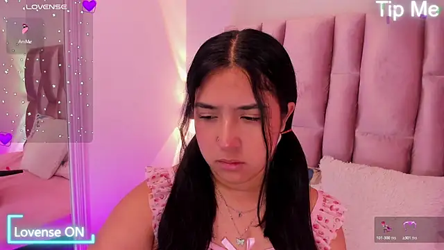 Snapshot of NikyBrookss chatting on February 24, 2026, 2:07 pm NikyBrookss online show from February 24, 2026, 2:07 pm