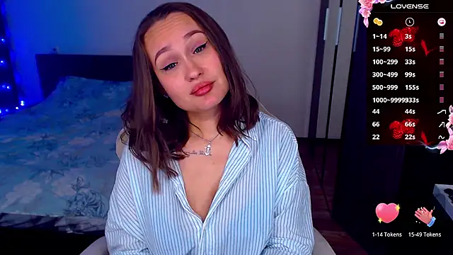 Snapshot of Cutie-Melanie chatting on October 19, 2025, 12:13 am Cutie-Melanie online show from October 19, 2025, 12:13 am