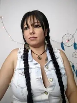 kristal ktl online show from April 14, 2026, 1:21 am