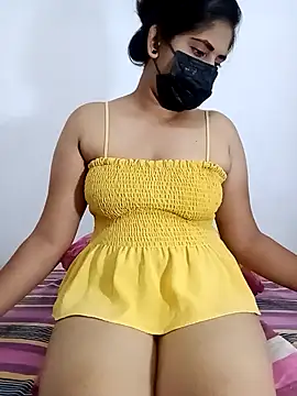 SLZAARA online show from October 9, 2025, 8:20 pm