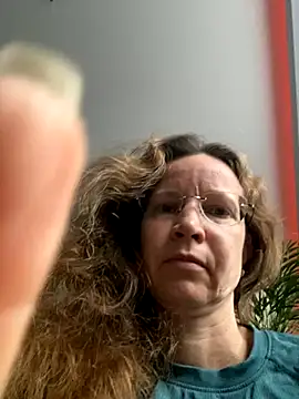 Snapshot of AnnikaRose chatting on September 26, 2025, 5:58 am AnnikaRose online show from September 26, 2025, 5:58 am