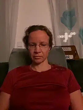 Snapshot of AnnikaRose chatting on October 13, 2025, 5:53 am AnnikaRose online show from October 13, 2025, 5:53 am