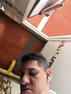 Snapshot of Elvergon3456 chatting on February 19, 2026, 3:53 pm Elvergon3456 online show from February 19, 2026, 3:53 pm