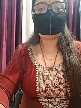 Aishwaryaa 69 online show from December 4, 2025, 8:35 am