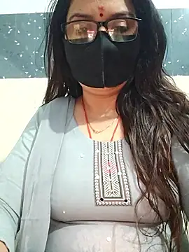 Aishwaryaa 69 online show from November 16, 2025, 8:52 am