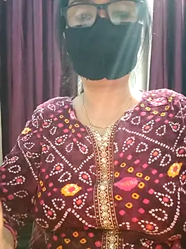 Aishwaryaa 69 online show from October 19, 2025, 6:43 pm